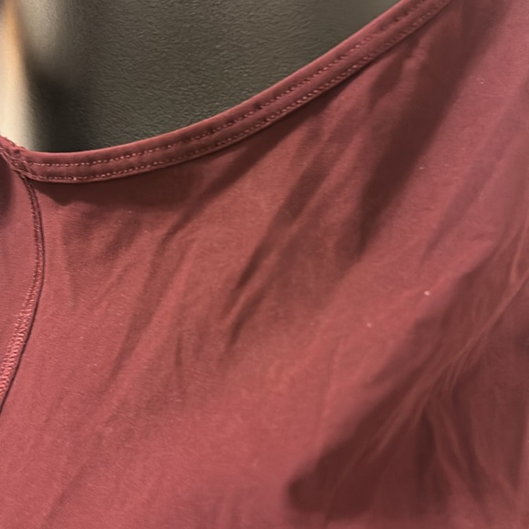 Call it a tie tank lululemon - Picture 5 of 6